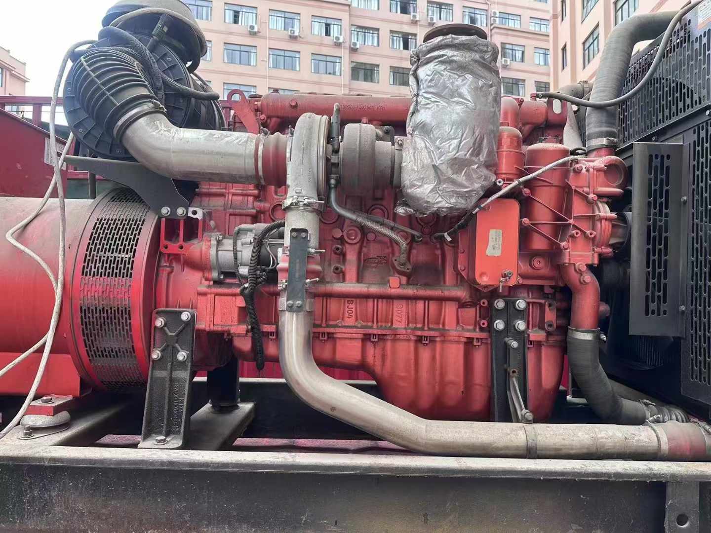 犍为如何选择适合 600kW 柴油发电机组的过载保护器？