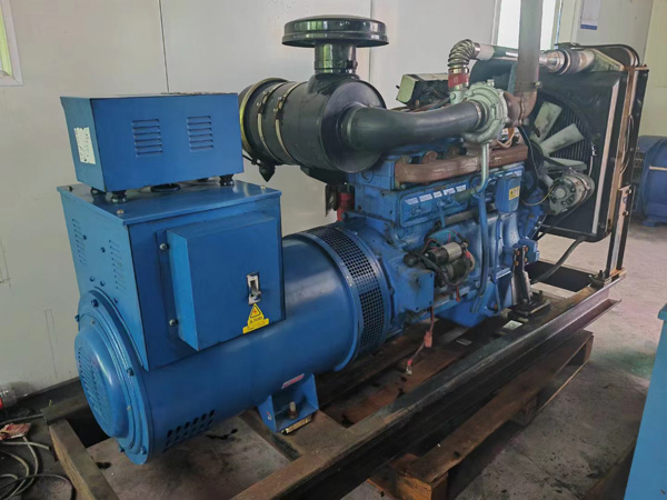 犍为100kW柴油发电机组使用多级机油有哪些优缺点？