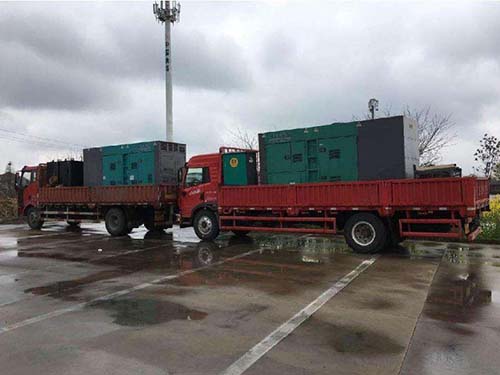 犍为涂抹密封胶后，需要等待多长时间才能安装水冷式机油散热器密封件？